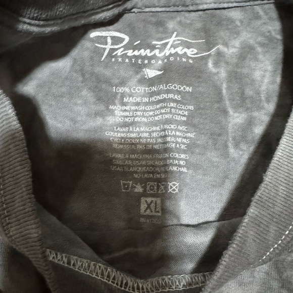 Primitive long sleeve - Picture 3 of 3